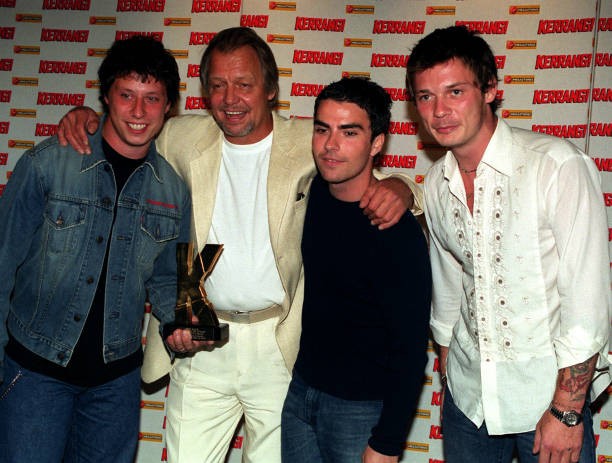 Actor singer David Soul of tv\'s Starsky Hutch with Welsh band Ster- Old Photo