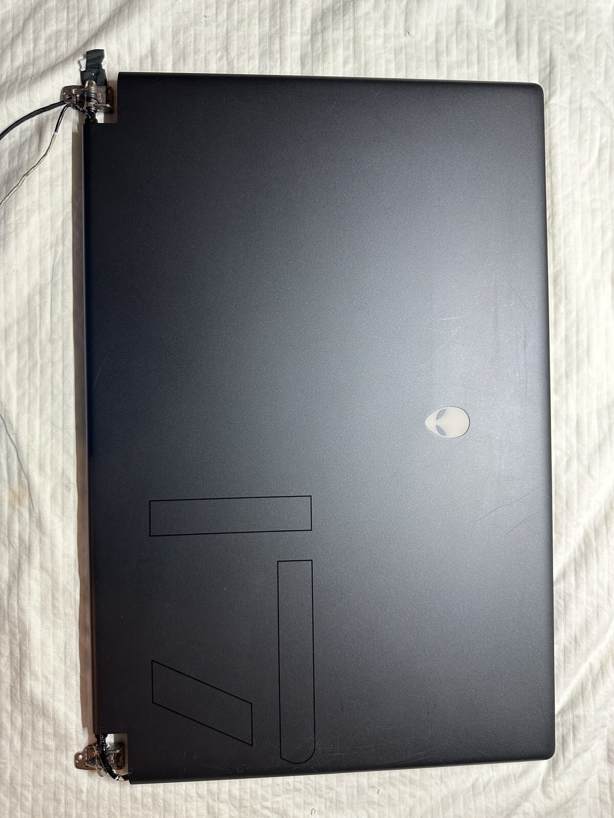 Genuine Dell Alienware M17 R5 17.3 Genuine Dell Alienware M17 R5 17.3