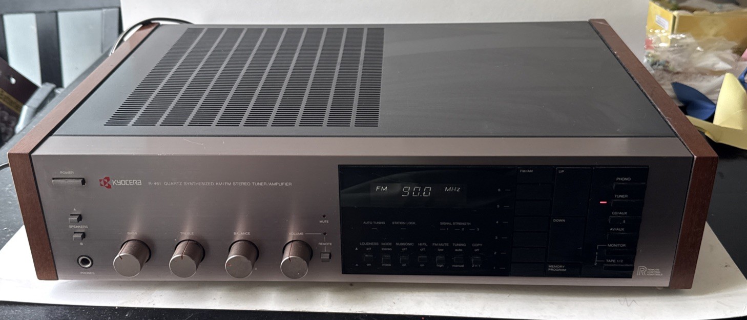 Vintage Kyocera R-461 Quartz Synthesized Tuner/Amplifier 175 Watts Japan~Tested Vintage Kyocera R-461 Quartz Synthesized Tuner/Amplifier 175 Watts Japan~Tested