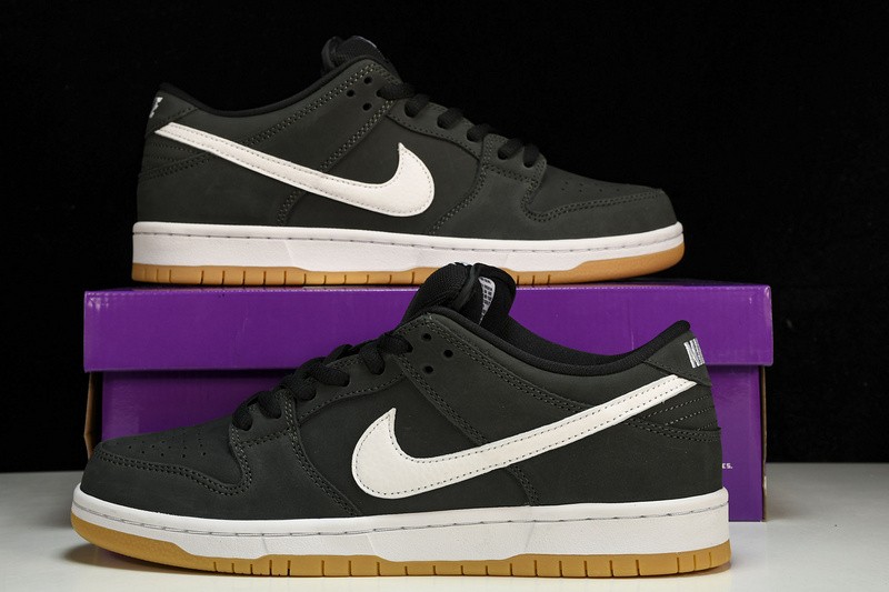 NK SBXDunk Low Pro Black Gum  CD2563-006