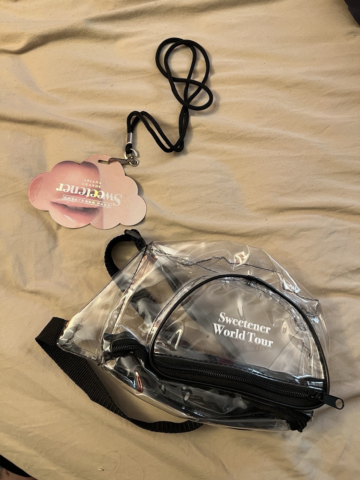 Ariana Grande Sweetener Early Access Pass and Clear Bag Cloud Tour Merch Music Ariana Grande Sweetener Early Access Pass and Clear Bag Cloud Tour Merch Music