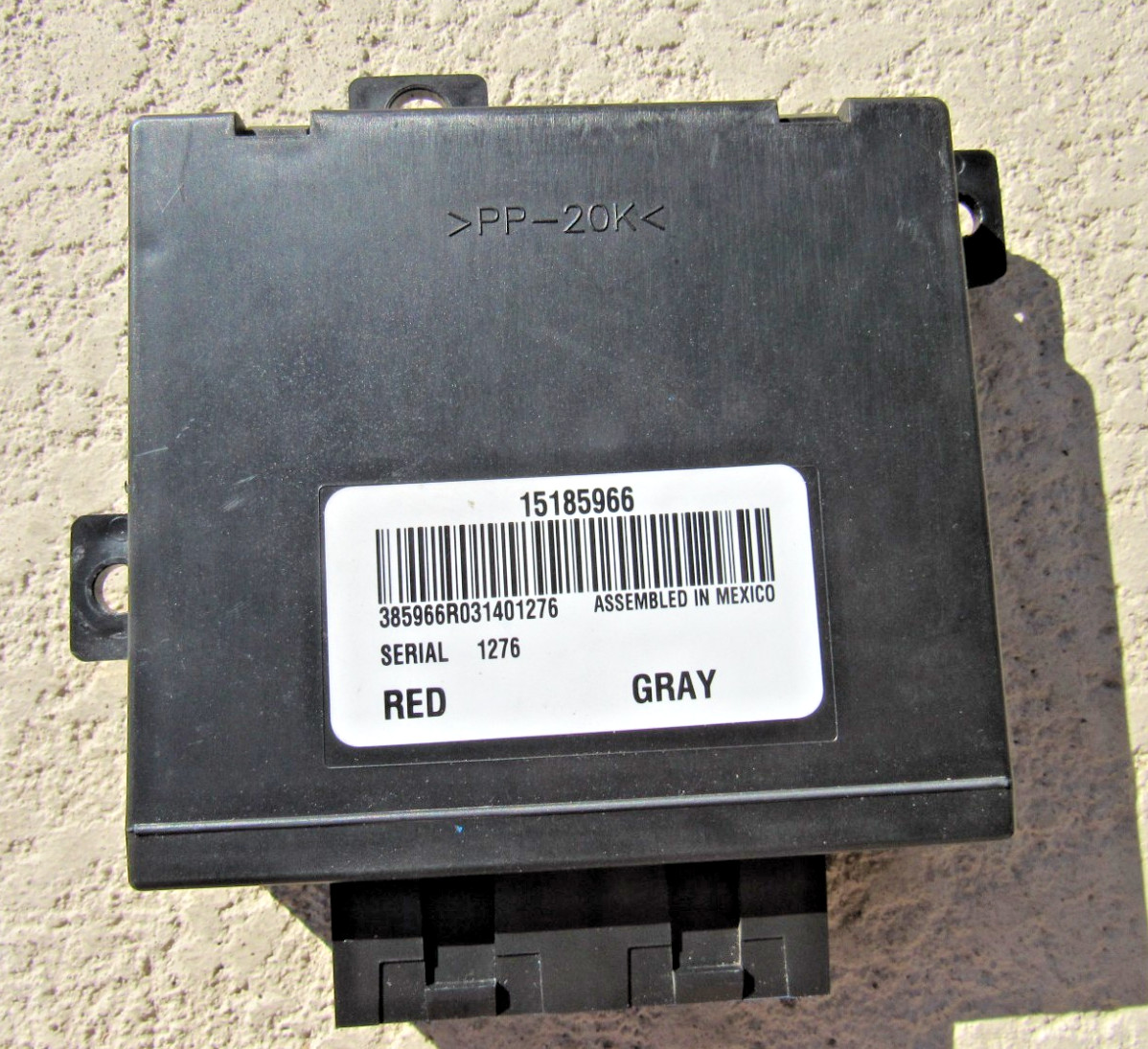 03-06 Chevy Tahoe GMC Yukon Suburban Rear A/C HVAC Control Module 15185966 03-06 Chevy Tahoe GMC Yukon Suburban Rear A/C HVAC Control Module 15185966