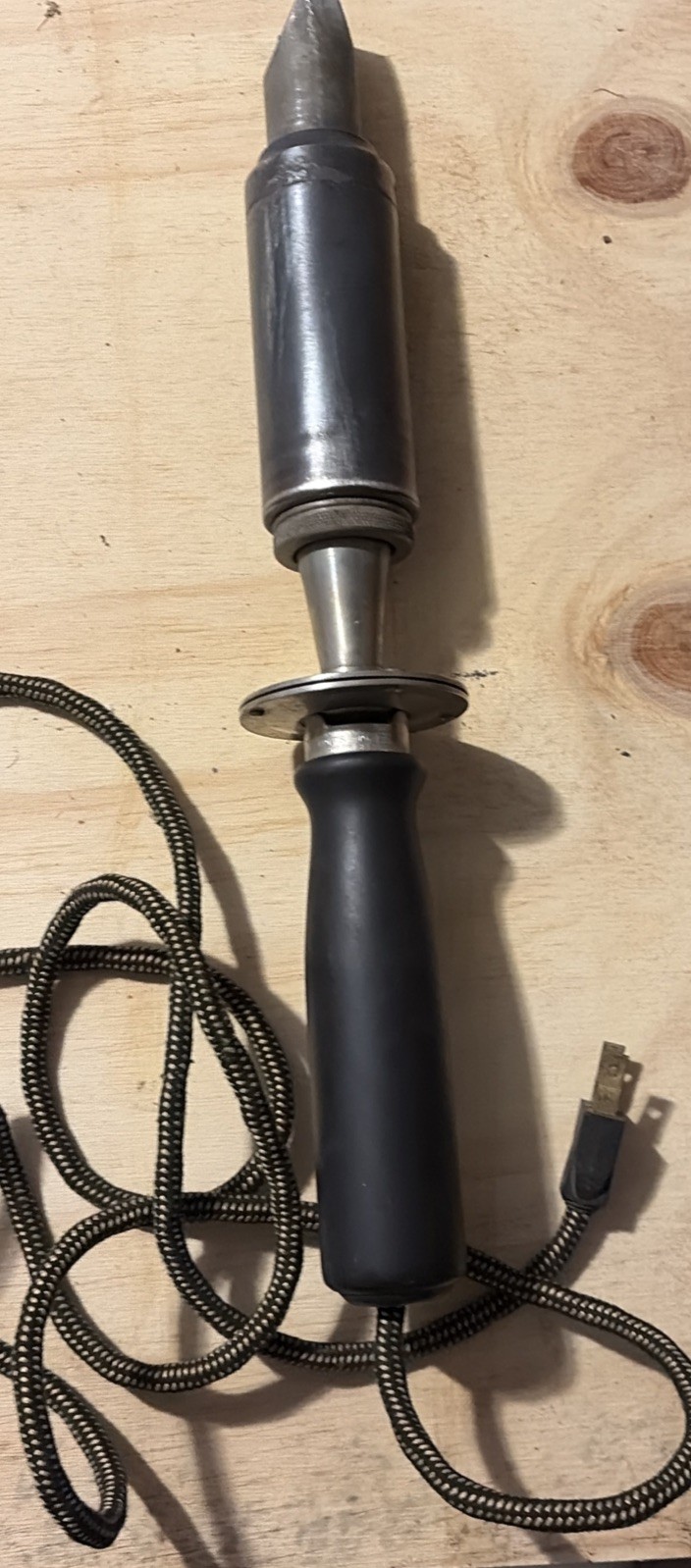 American Beauty Vintage Soldering Iron #3198 Heavy Duty 600 Watts 110-120 Volts American Beauty Vintage Soldering Iron #3198 Heavy Duty 600 Watts 110-120 Volts