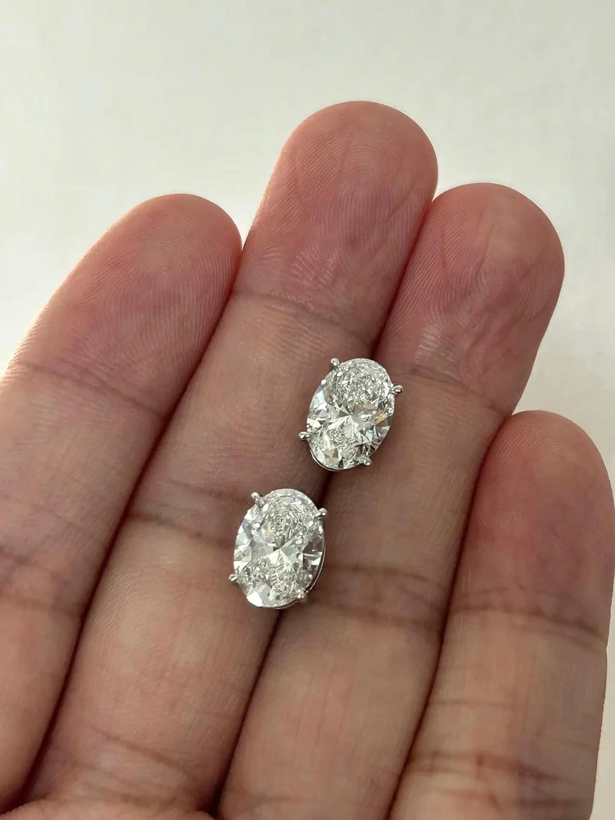 Solitaire 2CT Oval Lab Grown/CVD Diamond Wedding Stud Earrings 14k White Gold Solitaire 2CT Oval Lab Grown/CVD Diamond Wedding Stud Earrings 14k White Gold