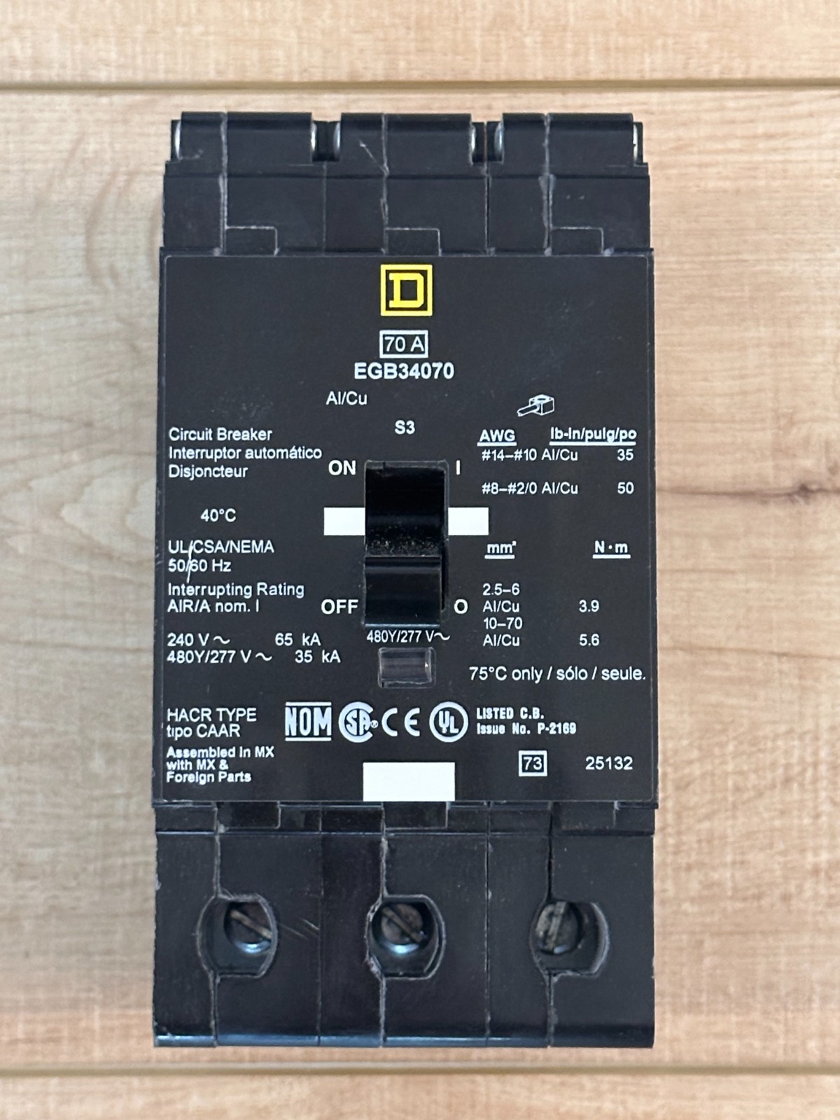 Square D Schneider Electric EGB34070 70A Circuit Breaker Square D Schneider Electric EGB34070 70A Circuit Breaker