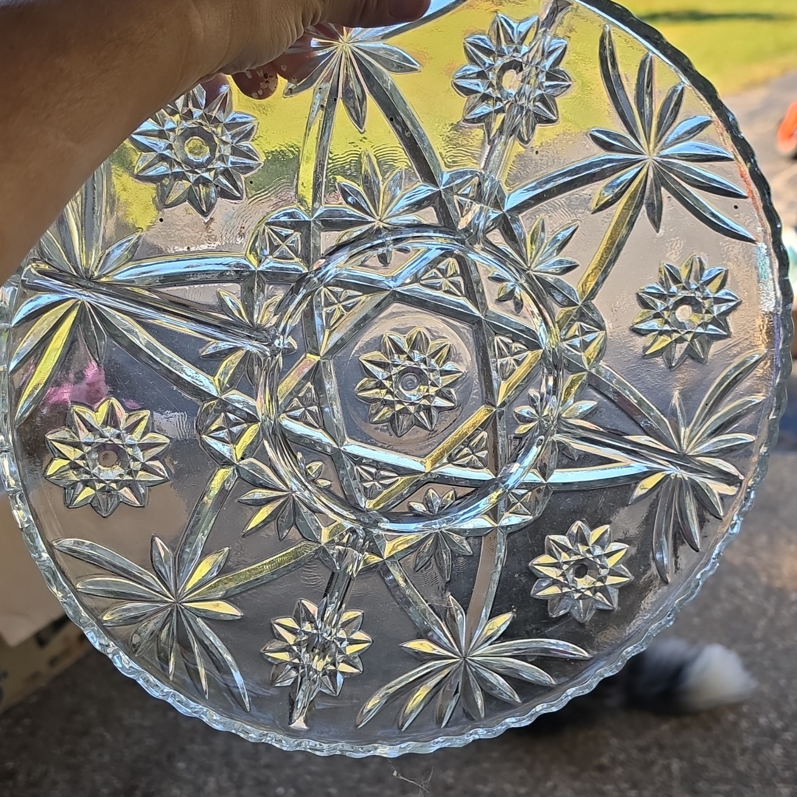 Vintage Large Heavy Glass/Crystal Serving Plate 13.5” Star Pattern
