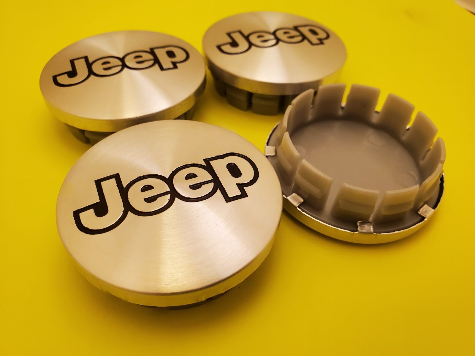 Jeep Set of 4 Chrome J Wheel Center Caps Liberty Grand Cherokee Wrangler 