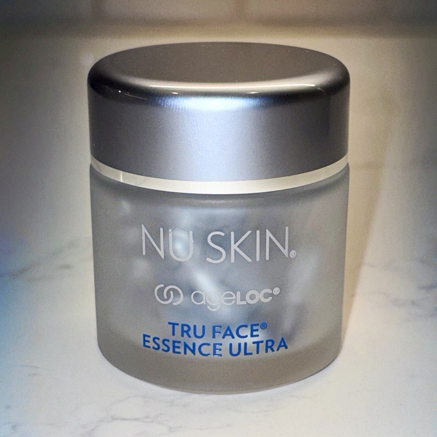 Nu Skin ageLOC Tru Face Essence Ultra - 60 Serum Capsules Nu Skin ageLOC Tru Face Essence Ultra - 60 Serum Capsules