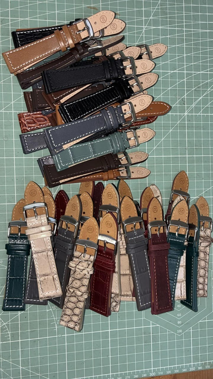R-11 WHOLESALE 50pcs 20mm & 22mm mixed colour Leather Watch Strap Band 5Opcs R-11 WHOLESALE 50pcs 20mm & 22mm mixed colour Leather Watch Strap Band 5Opcs