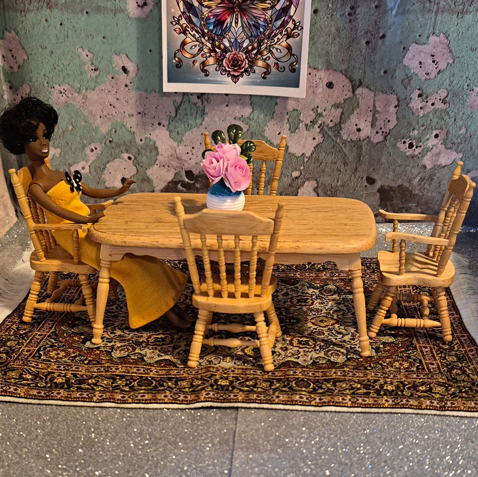 1:12 Dollhouse Dining Room Set Wood Brown Table 4 Chairs Vase Flowers 6pc Lot 1:12 Dollhouse Dining Room Set Wood Brown Table 4 Chairs Vase Flowers 6pc Lot