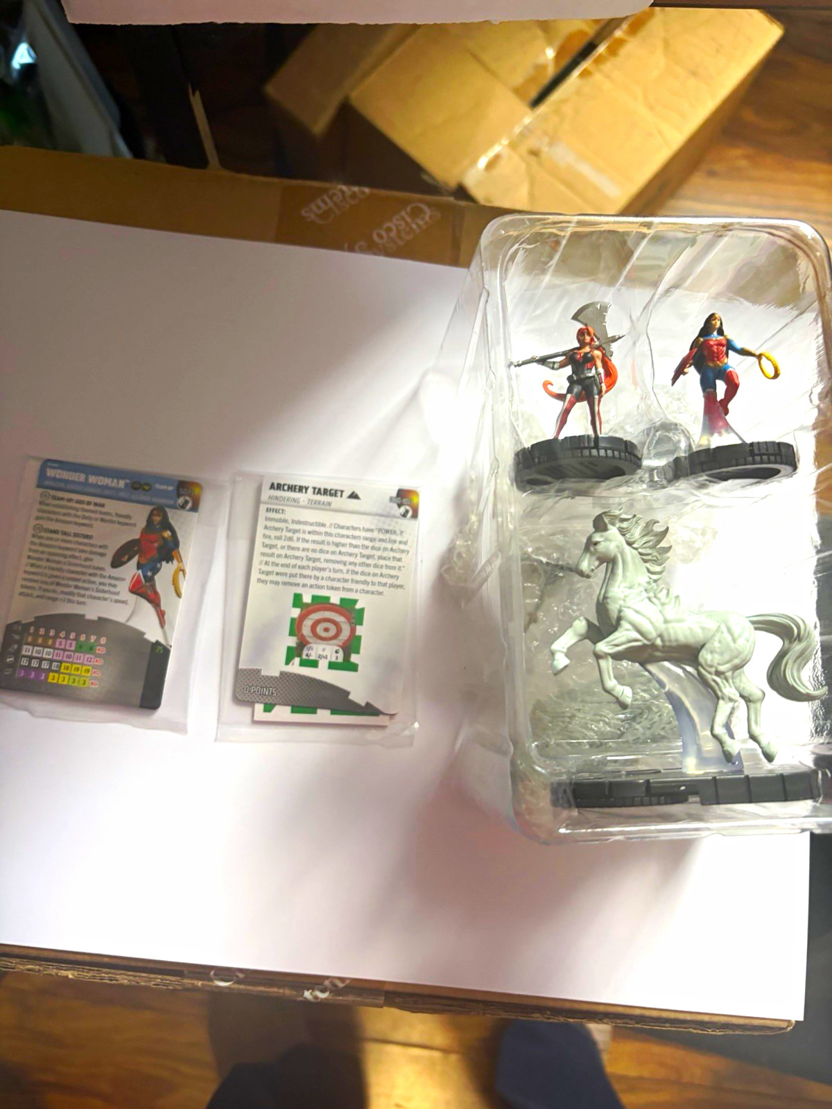 WizKids HeroClix Wonder Woman - Fight for Gotham City - Vault Booster