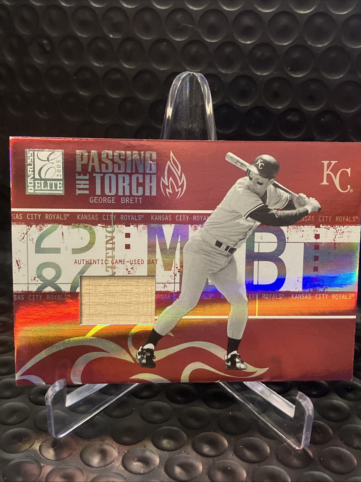 2005 Donruss Elite - Passing the Torch George Brett #PT-14 Bats /150 GAME USED 2005 Donruss Elite - Passing the Torch George Brett #PT-14 Bats /150 GAME USED