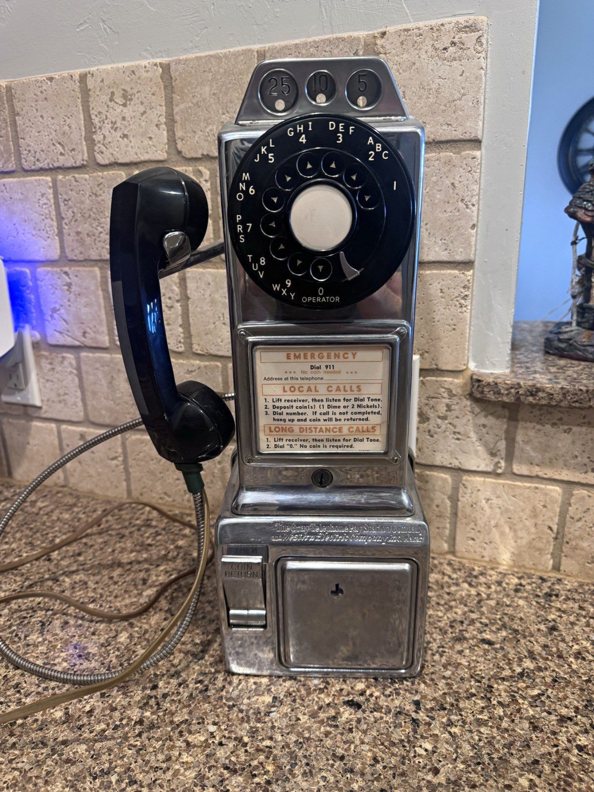 1940’s The Gray Telephone Pay Station Company Payphone Worked When Removed 1940’s The Gray Telephone Pay Station Company Payphone Worked When Removed