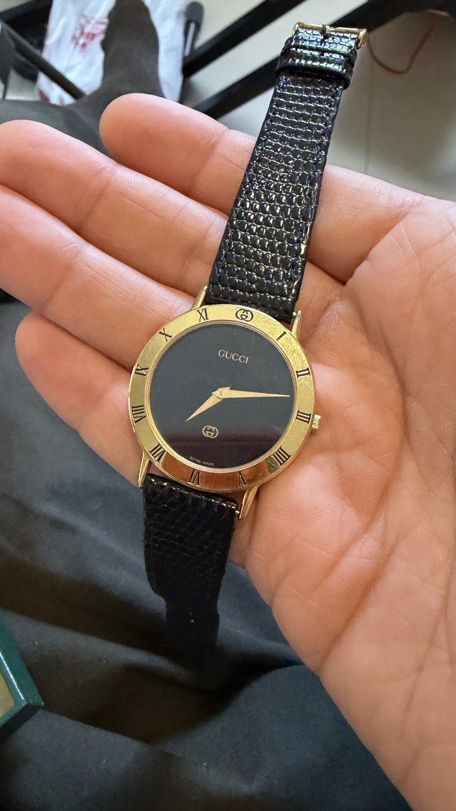 Gucci Men’s Watch 3000M Gold 33mm Vintage Working W/ Original Case