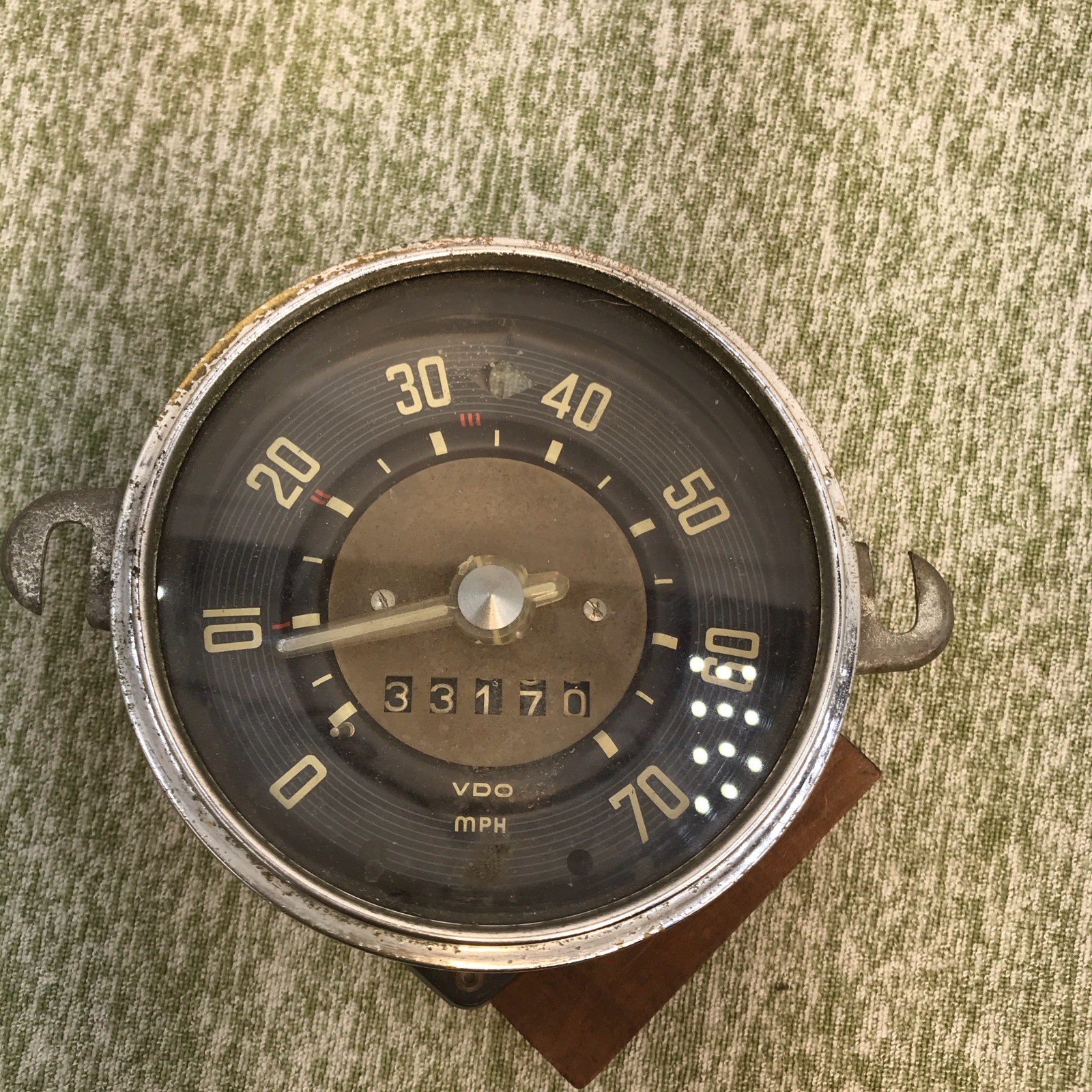 Volkswagen Vw Beetle Oval 70 MPH October 1957 Speedometer Tested  33,170 Miles