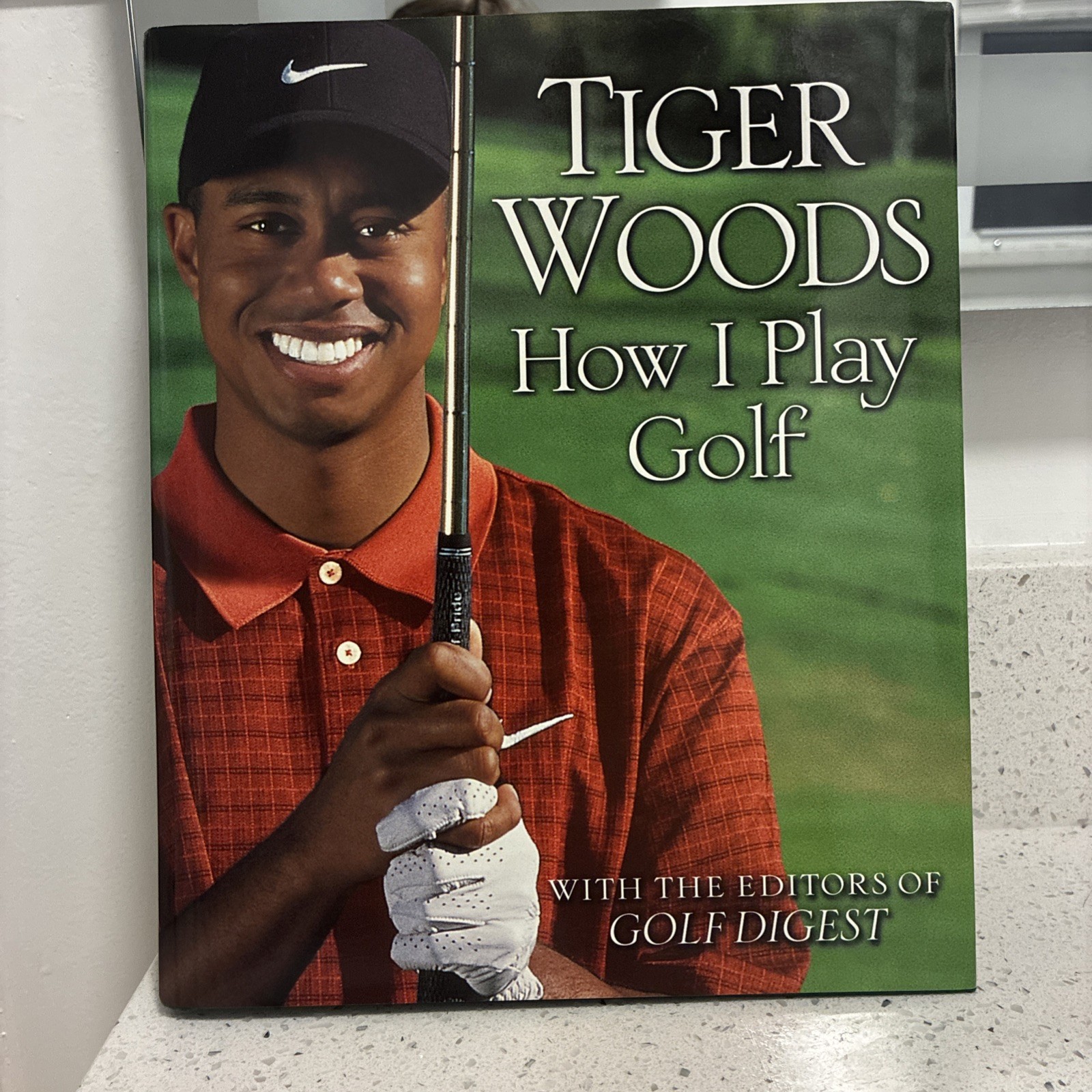 First Edition Tiger Woods How I Play Golf Hardcover Golf Digest Instruction Book