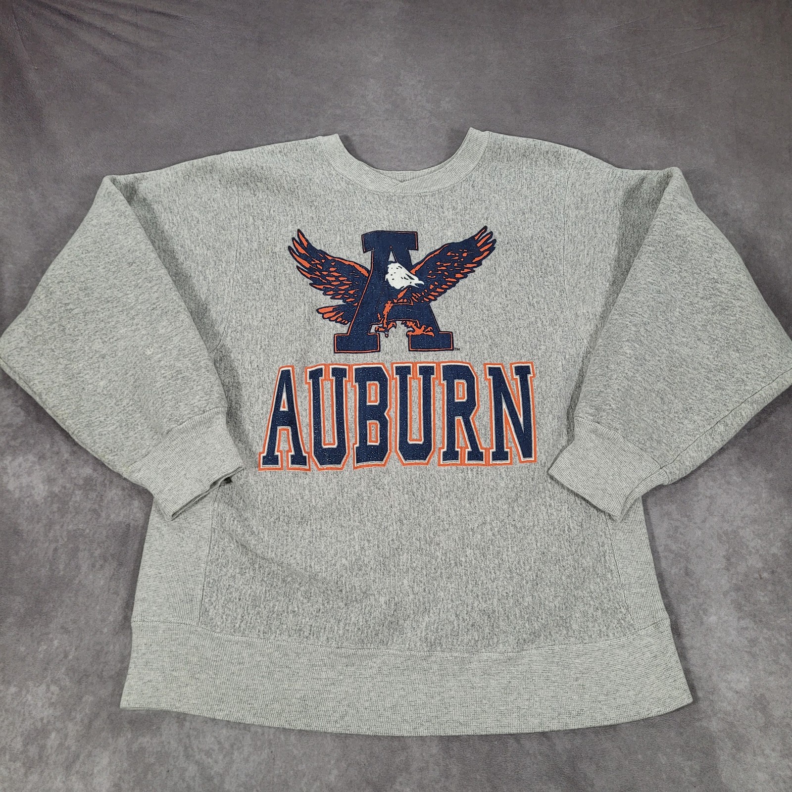 Vintage Auburn Tigers Sweatshirt Mens Large Gray NCAA Basketball Hanes 90s Vintage Auburn Tigers Sweatshirt Mens Large Gray NCAA Basketball Hanes 90s