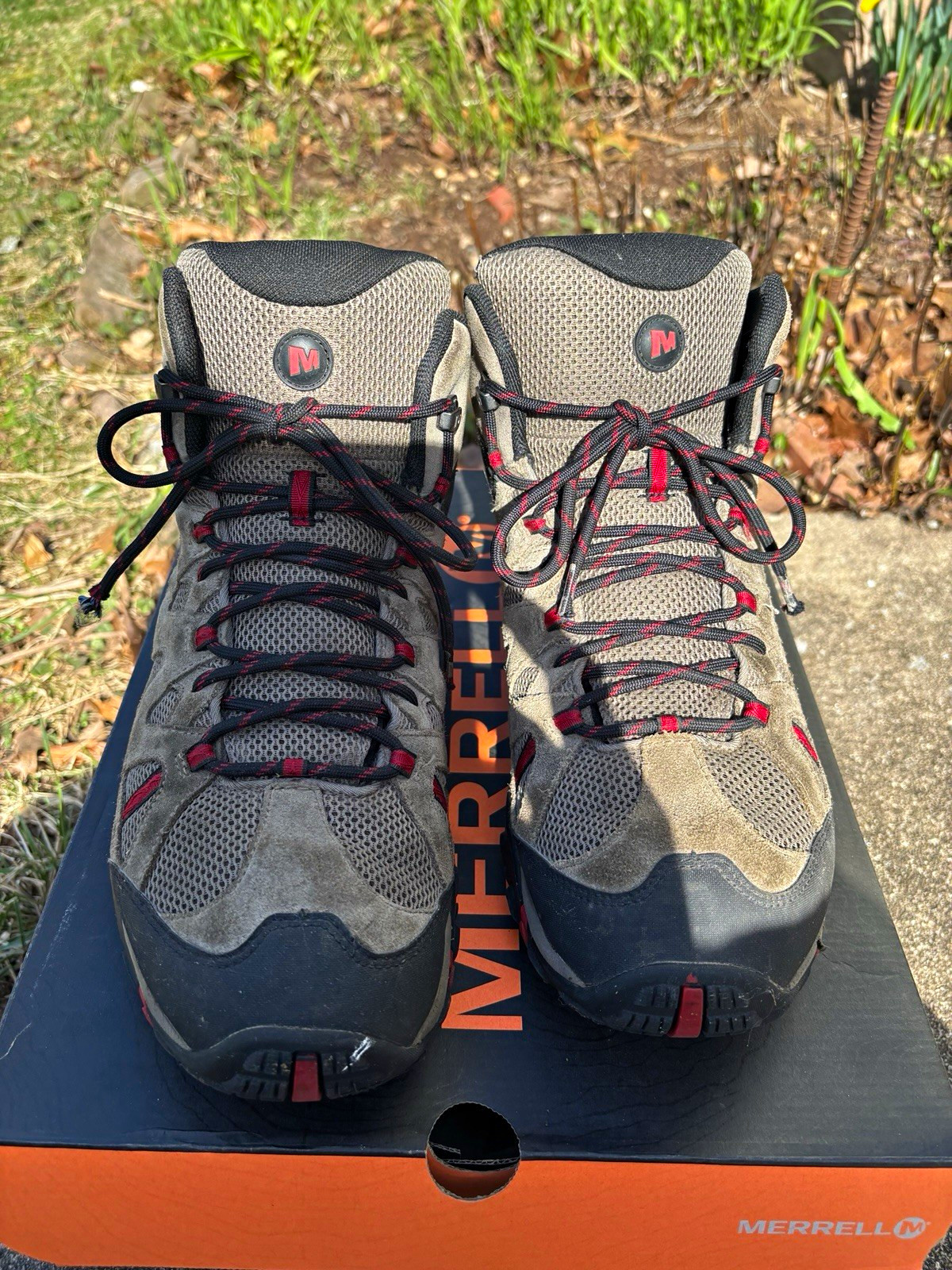 Merrell Deverta 2 Mid WP Men\'s Hiking Boots Gray/Black/Red Size 14 M Merrell Deverta 2 Mid WP Men\'s Hiking Boots Gray/Black/Red Size 14 M