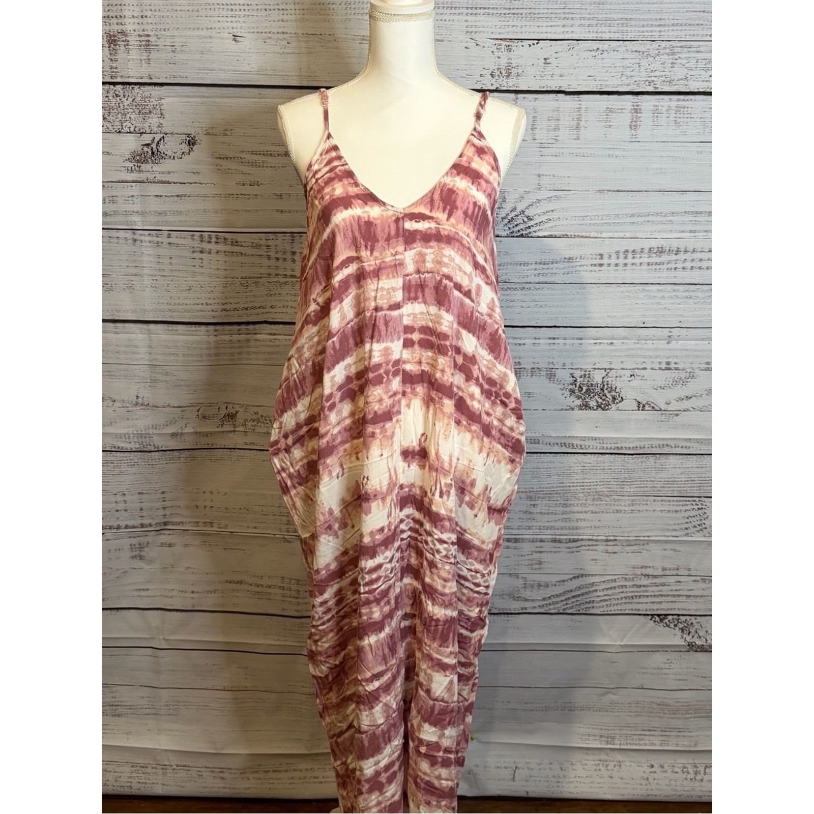 Lulu\'s Mauve and White Tie-Dye Spaghetti Strap Maxi Dress Lulu\'s Mauve and White Tie-Dye Spaghetti Strap Maxi Dress