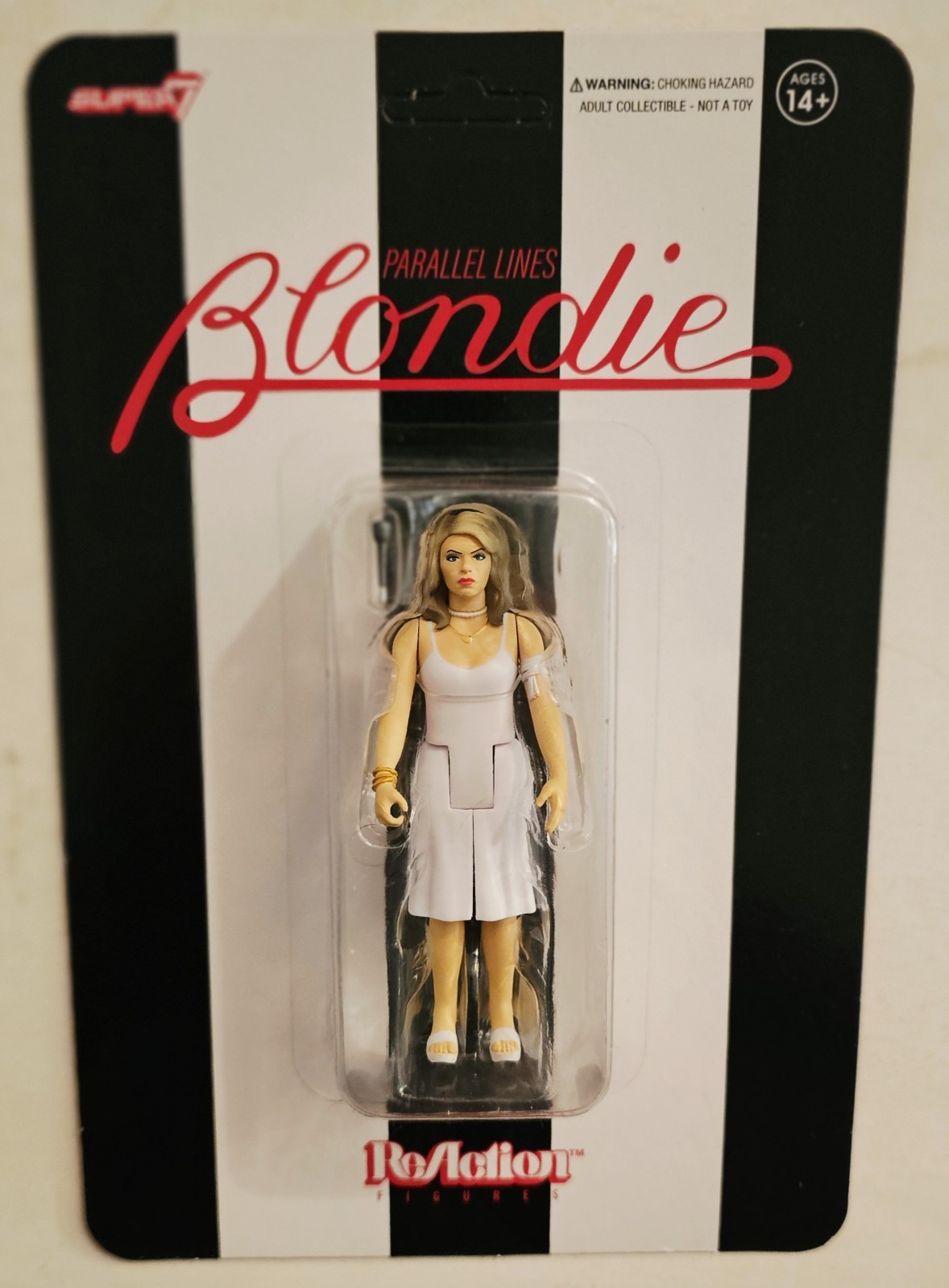 SUPER7 REACTION BLONDIE PARALLEL LINES DEBBIE HARRY ACTION FIGURE UNPUNCHED CARD