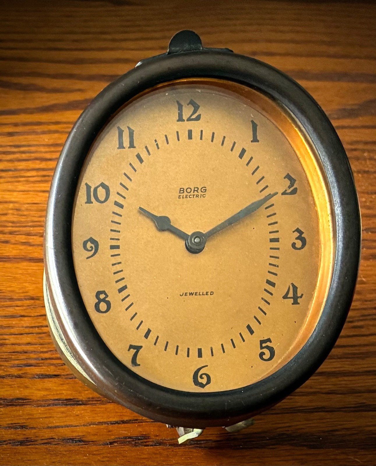 Elegant BORG ELECTRIC JEWELED OVAL DASHBOARD CLOCK 1939/40 NASH LAFAYETTE