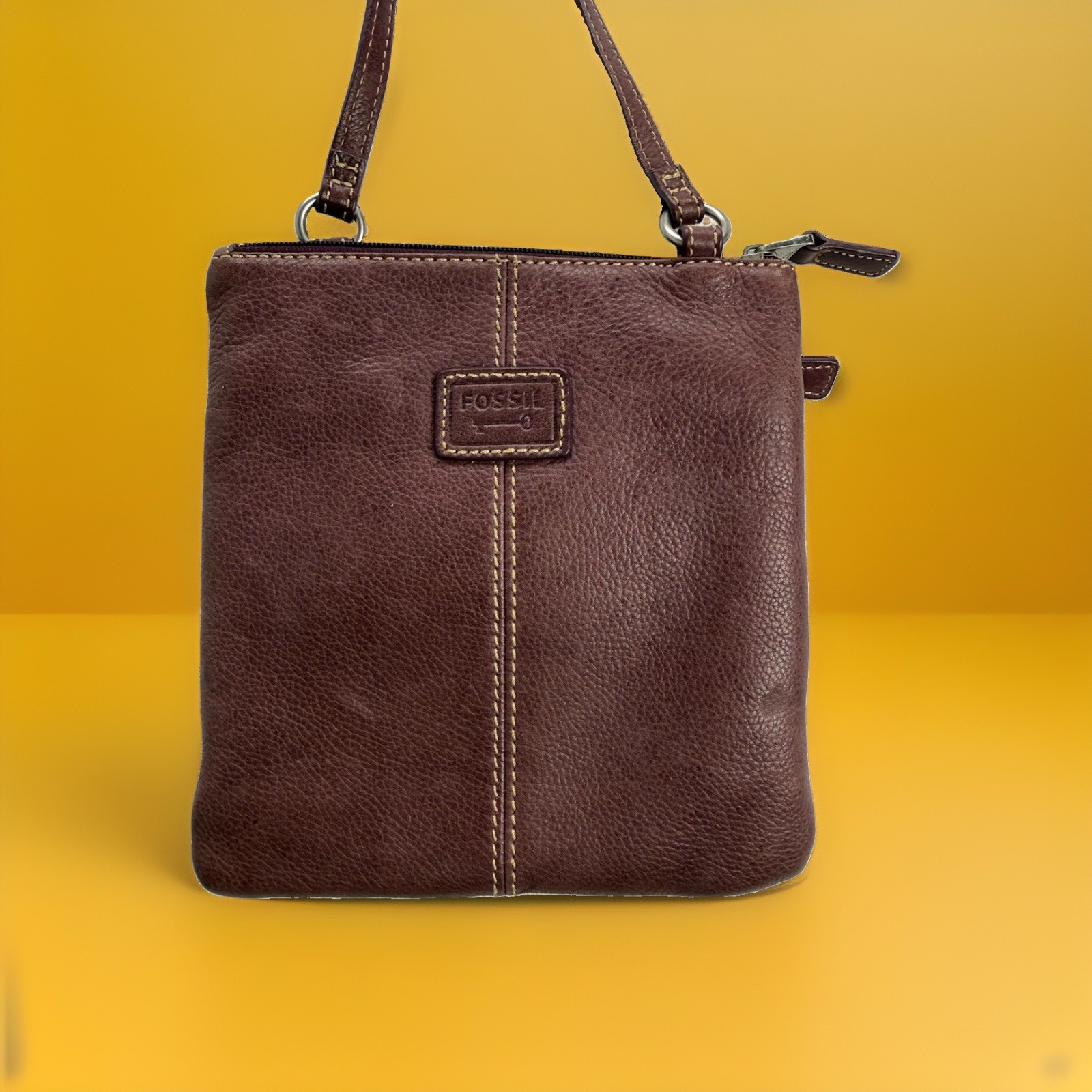Vintage 90s FOSSIL 100% Leather CROSSTOWN ORGANIZER Crossbody Bag Purse Brown Vintage 90s FOSSIL 100% Leather CROSSTOWN ORGANIZER Crossbody Bag Purse Brown