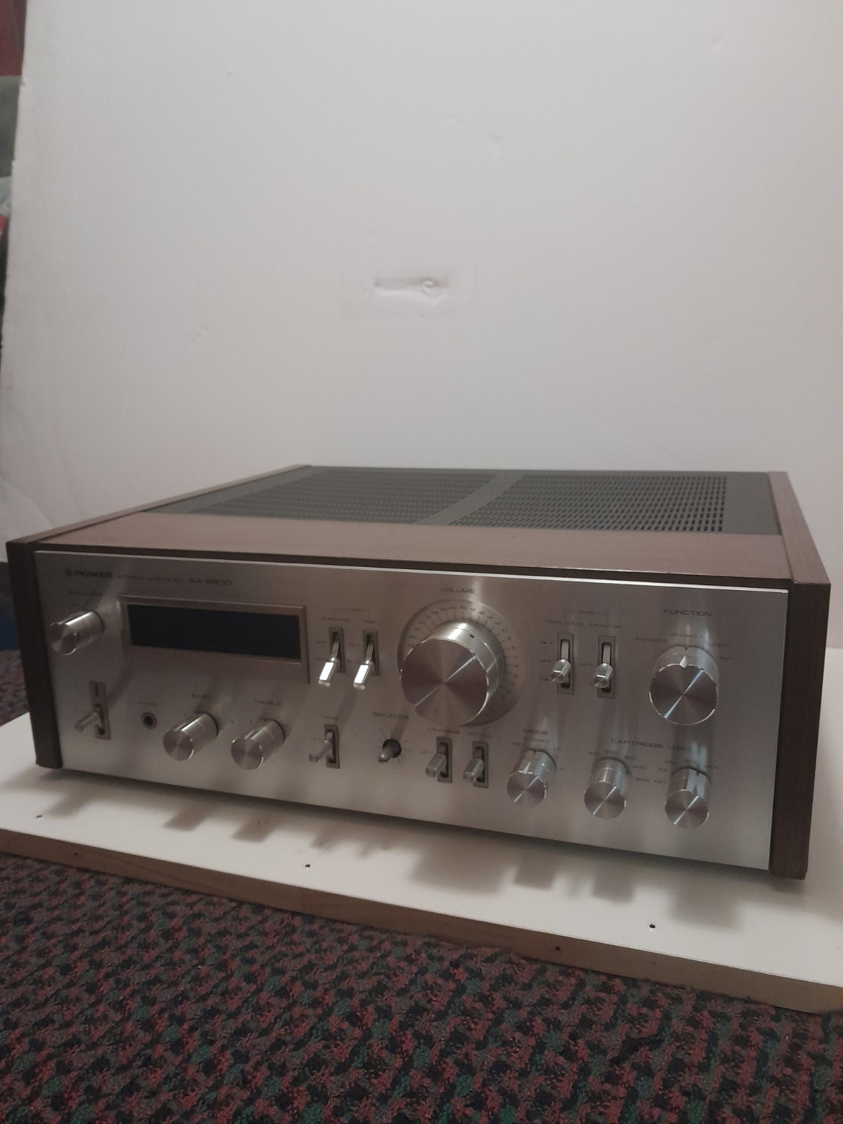 Pioneer SA-8800 Integrated Amplifier Flouroscan, Blue Meters, 80 WPC, wood cab.