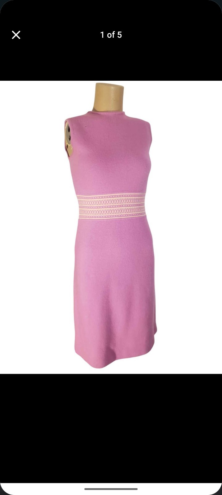 Vintage 1960s Mod Pink Wool Knit Skimmer  Geometric Waist Trim Mini Dress Zipup