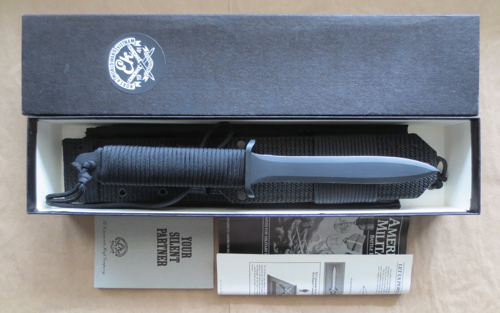 Vintage EK Swat-4 Fixed Blade Knife Sterile/Unmarked with Box Vintage EK Swat-4 Fixed Blade Knife Sterile/Unmarked with Box