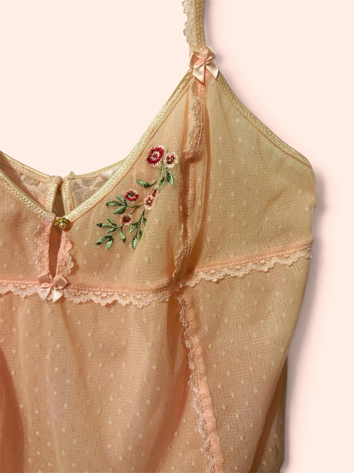 Vintage Rare Victoria\'s Secret Beige Lace Polka Dot Embroidered Bow Size M Vintage Rare Victoria\'s Secret Beige Lace Polka Dot Embroidered Bow Size M