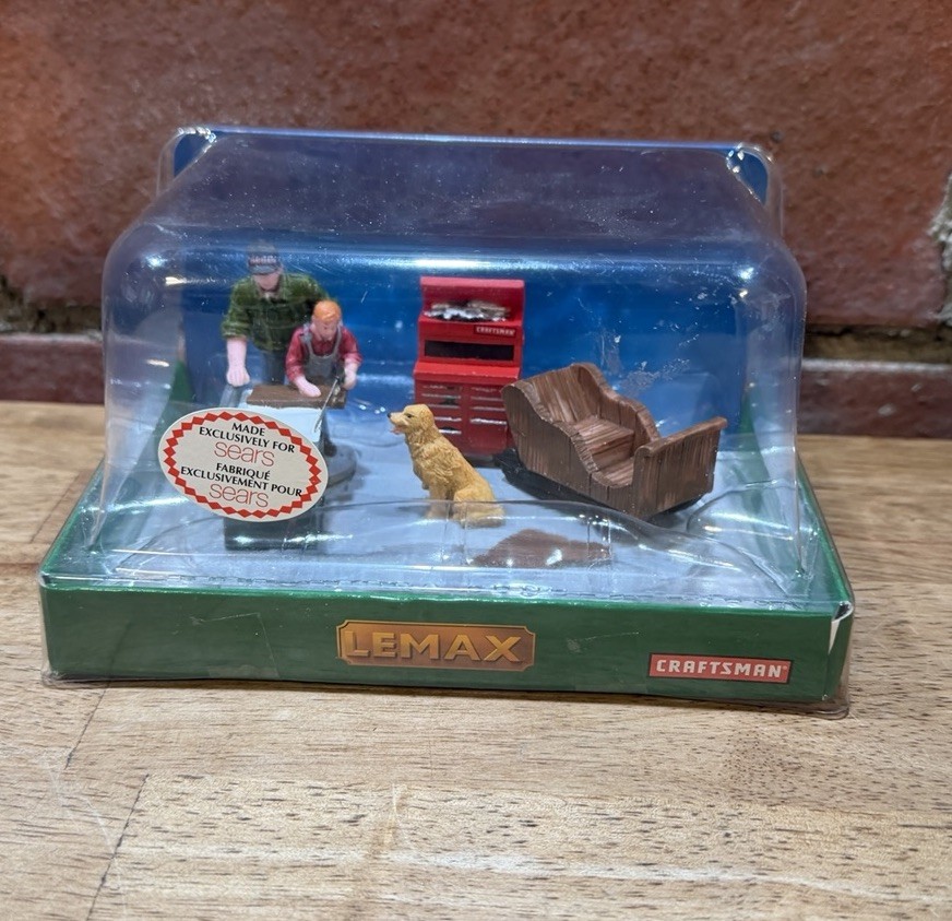 Lemax 2012 Sears Craftsmen Exclusive Workshop Scene Father Son Dog NIP Lemax 2012 Sears Craftsmen Exclusive Workshop Scene Father Son Dog NIP