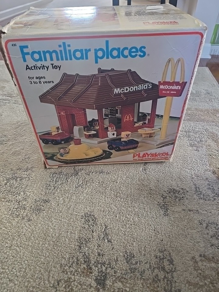 Playskool McDonald’s Playset #430 Vintage 1974  w/ Box – NEAR COMPLETE     MAT