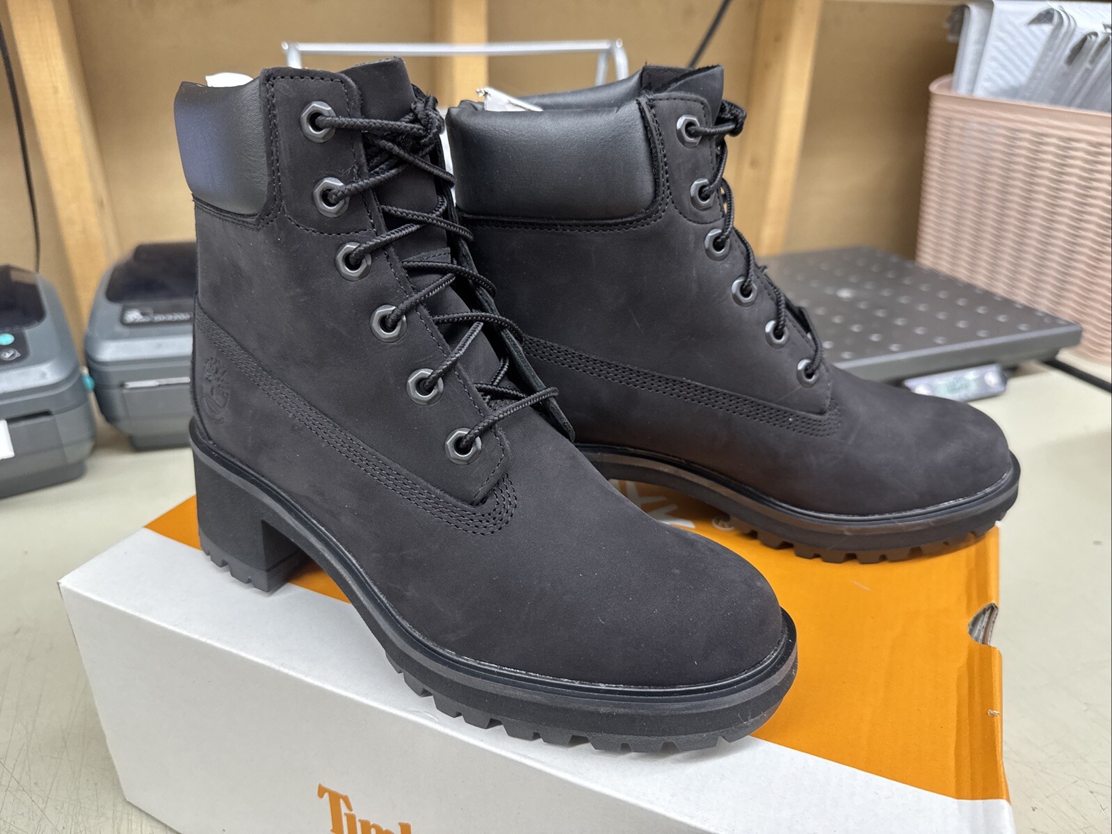 PICK SIZE - Timberland Women\'s Kinsley BLACK Nubuck 6 Inch Waterproof Boot PICK SIZE - Timberland Women\'s Kinsley BLACK Nubuck 6 Inch Waterproof Boot
