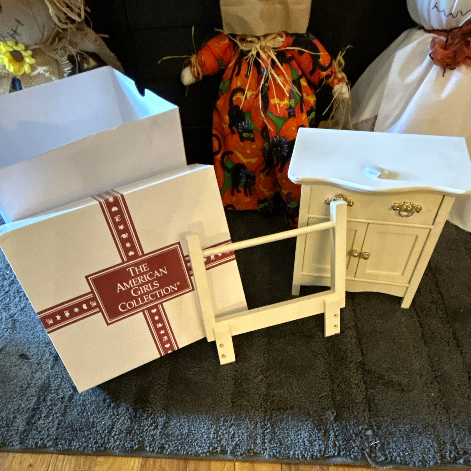 American Girl doll, pleasant company, white wood wash stand, with screws American Girl doll, pleasant company, white wood wash stand, with screws