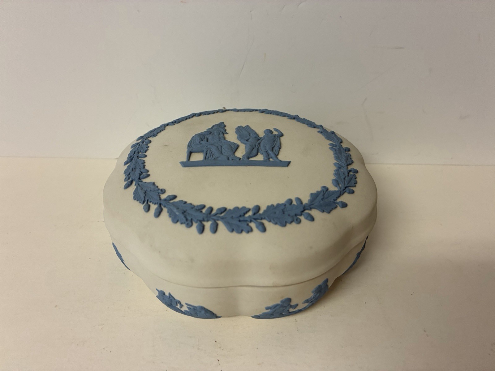 Vintage Wedgwood Blue on White Jasperware Group With Cage Scallop Trinket Box Vintage Wedgwood Blue on White Jasperware Group With Cage Scallop Trinket Box