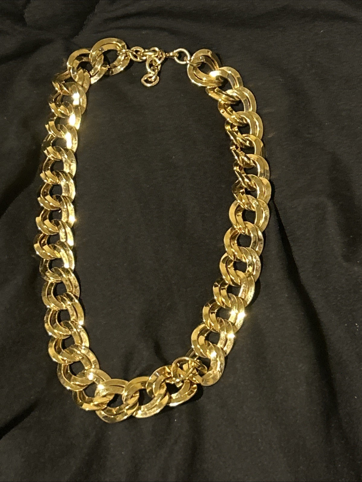 Vintage Signed Monet Heavy 22k Gold Plated Triple Interlocking Necklace 134g 20” Vintage Signed Monet Heavy 22k Gold Plated Triple Interlocking Necklace 134g 20”