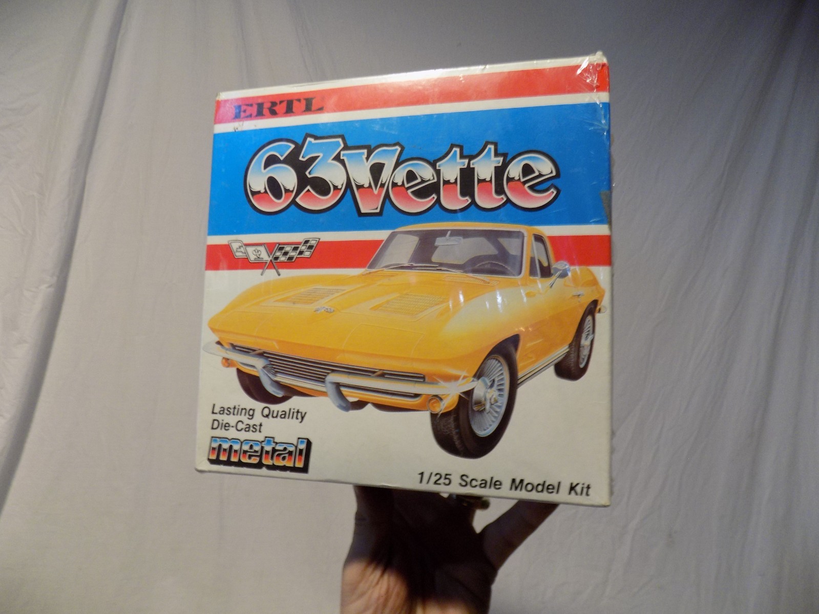 1980s ERTL 1963 CHEVY CORVETTE STINGRAY 63 VETTE METAL MODEL CAR AMT MPC SEALED 1980s ERTL 1963 CHEVY CORVETTE STINGRAY 63 VETTE METAL MODEL CAR AMT MPC SEALED