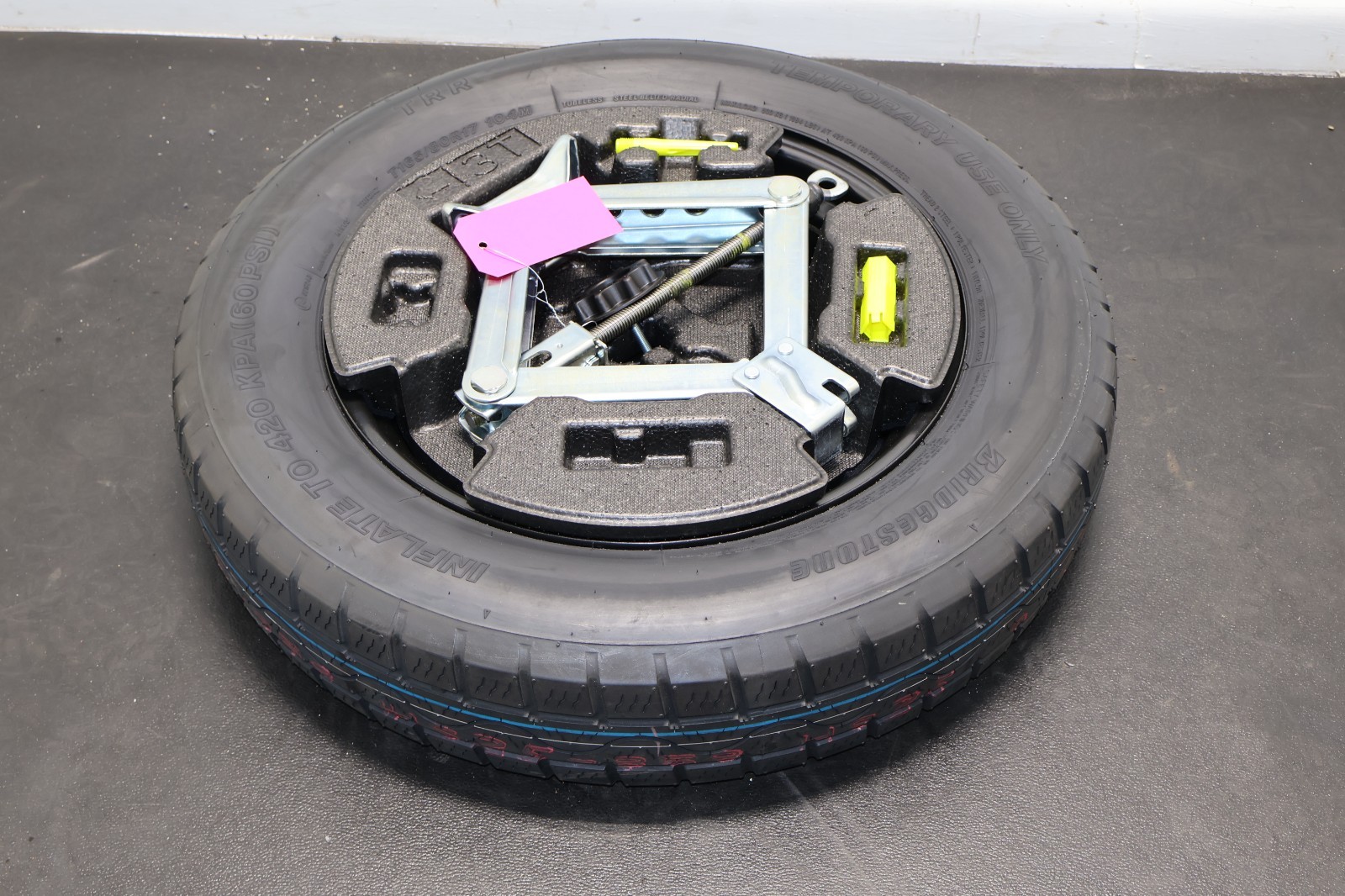 2023 2024 2025 2026 TOYOTA CROWN SPARE WHEEL W/ SCISSOR JACK & FOAM HOLDER TOOLS 2023 2024 2025 2026 TOYOTA CROWN SPARE WHEEL W/ SCISSOR JACK & FOAM HOLDER TOOLS