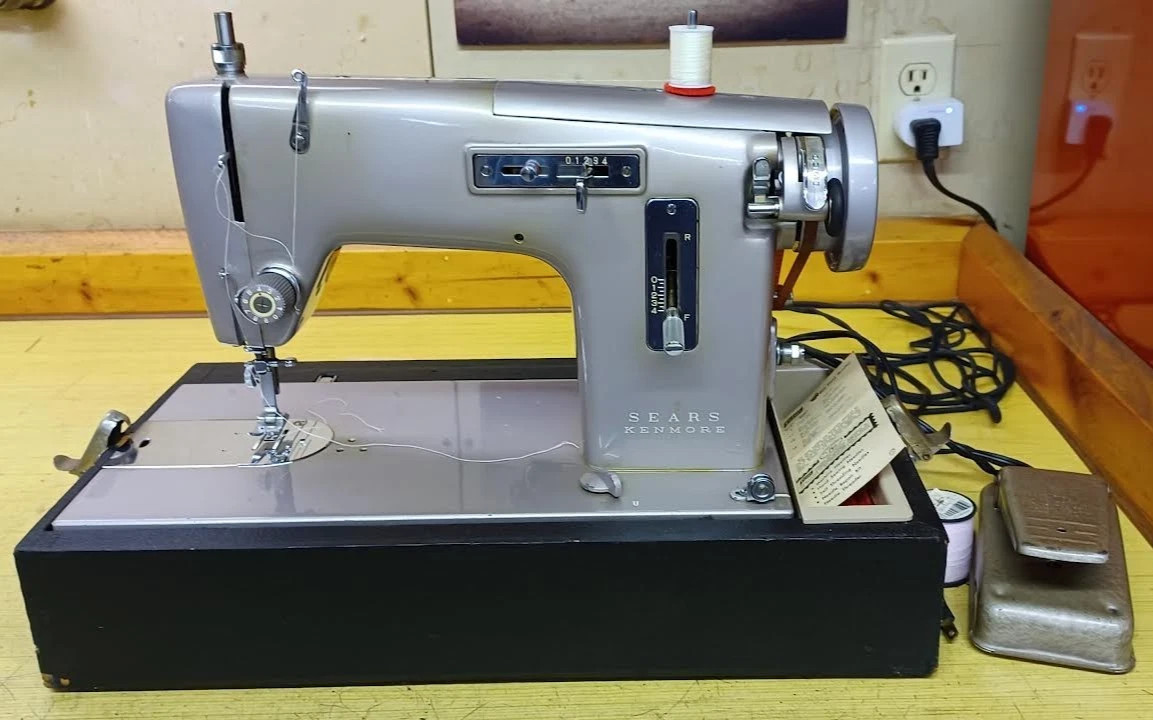 LAVENDAR VINTAGE KENMORE MACHINE RECENTLY SERVICED 158.433 INCLUDES MANUAL LAVENDAR VINTAGE KENMORE MACHINE RECENTLY SERVICED 158.433 INCLUDES MANUAL
