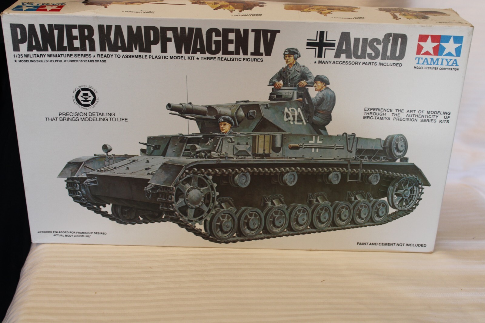 1/35 Scale, Tamiya, Panzerkampfwagen IV Ausf.D German Tank, #MM-196A BN open box