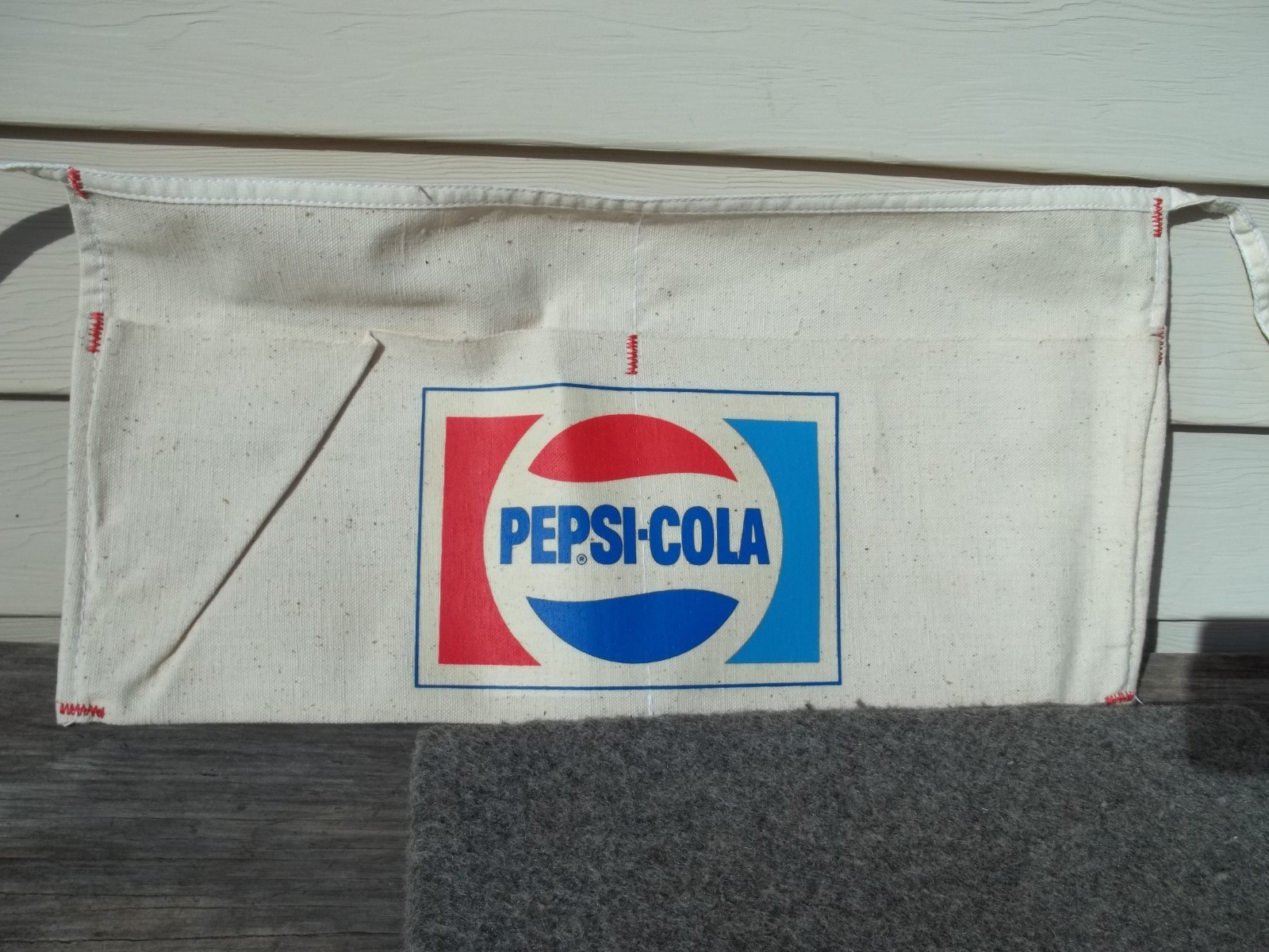 NOS Vintage Pepsi Cola Booth Vendor 2 Pocket Tie On Apron Cotton 17\