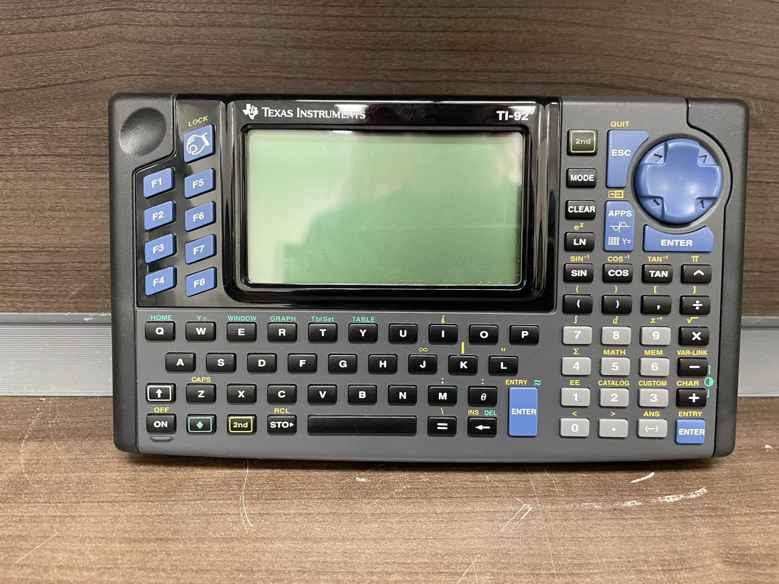 Texas Instruments TI-92 Graphing Calculator w/ Cover Case