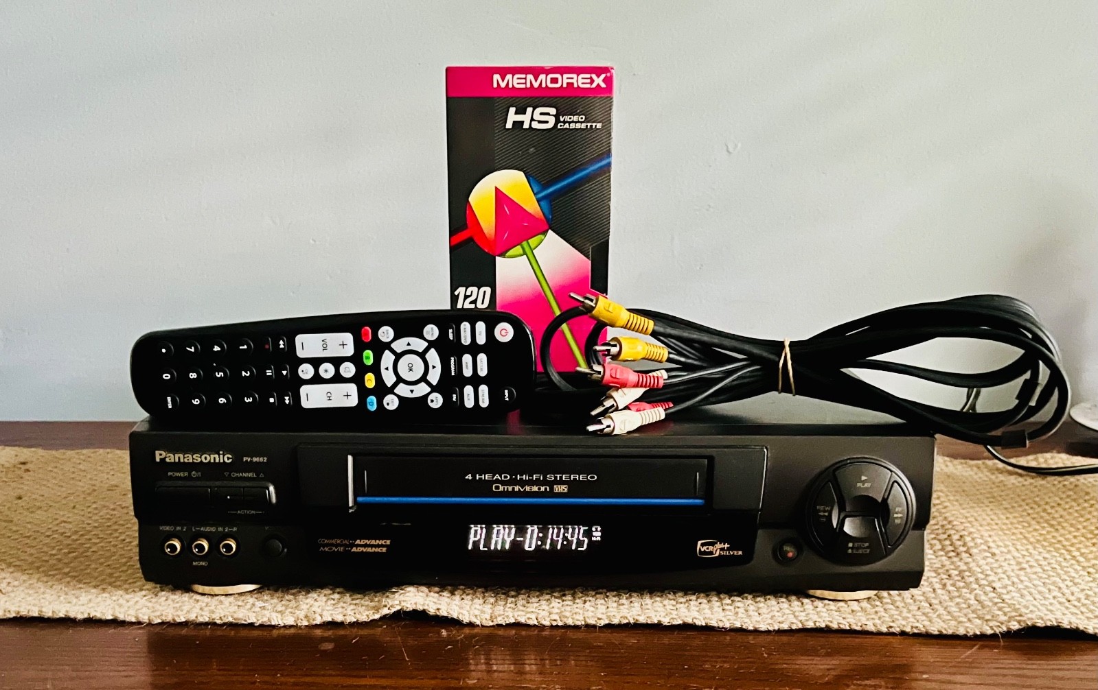 Panasonic PV-9662 Omnivision 4-Head Hi-Fi Blue Line VCR w/Remote, Cables WORKS Panasonic PV-9662 Omnivision 4-Head Hi-Fi Blue Line VCR w/Remote, Cables WORKS