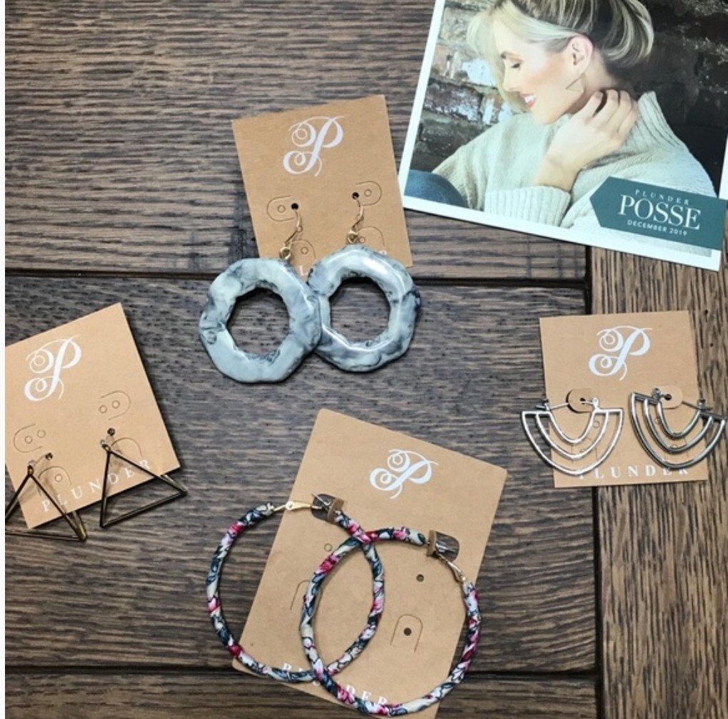 Plunder December 2019 Posse 4pc Set Plunder December 2019 Posse 4pc Set