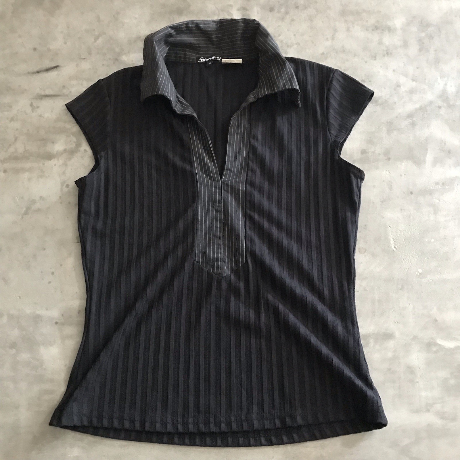 Y2K Mandee Top Womens Medium Black Pin Striped Mall Goth Indie Grunge Academia Y2K Mandee Top Womens Medium Black Pin Striped Mall Goth Indie Grunge Academia