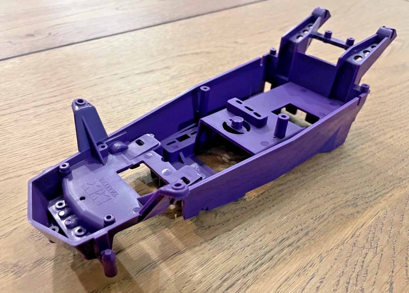 NEW TAMIYA GRASSHOPPER/HORNET JUN WATANABE CHASSIS PURPLE NEW TAMIYA GRASSHOPPER/HORNET JUN WATANABE CHASSIS PURPLE