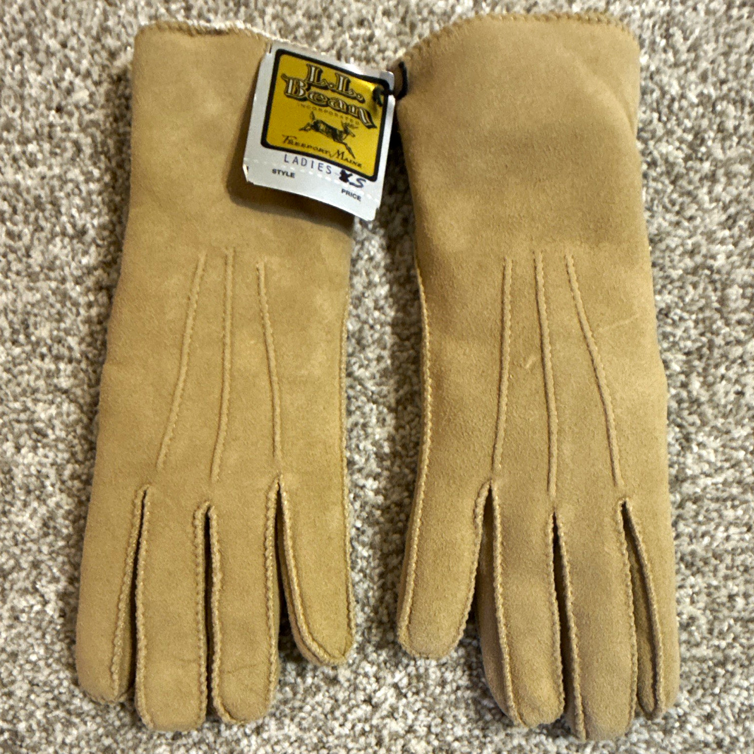 L.L.Bean Tan Lined Wrist Gloves Solid M Polyester Lining WPL 8401 L.L.Bean Tan Lined Wrist Gloves Solid M Polyester Lining WPL 8401