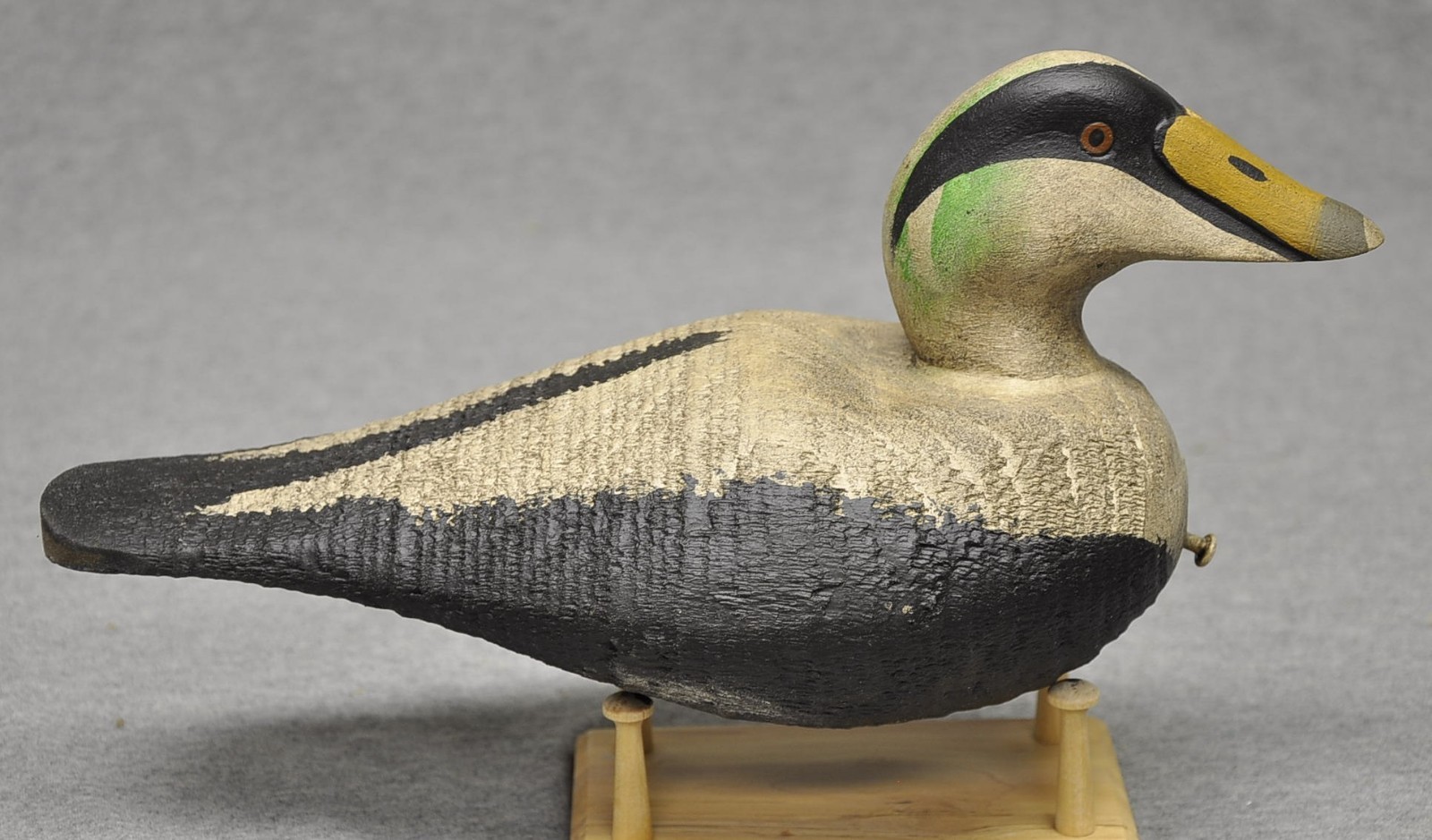 East Coast style COMMON EIDER DRAKE duck decoy CARVED PAINTED EYES WMW ORIG \ East Coast style COMMON EIDER DRAKE duck decoy CARVED PAINTED EYES WMW ORIG \