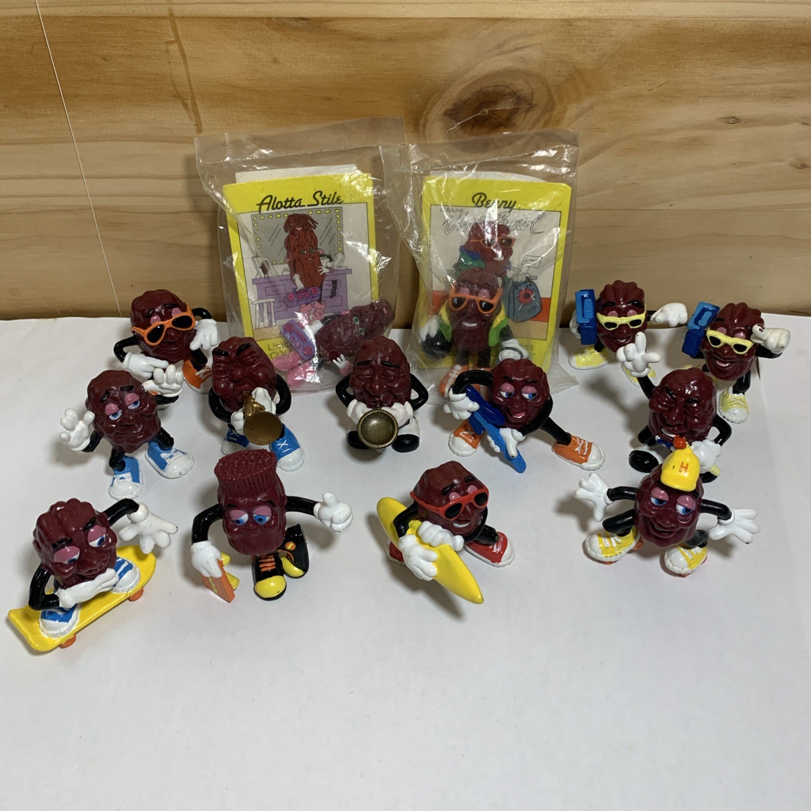 Vintage 1980s Original California Raisins Figures Lot Of 14 w/ 2 Sealed Bag Vintage 1980s Original California Raisins Figures Lot Of 14 w/ 2 Sealed Bag