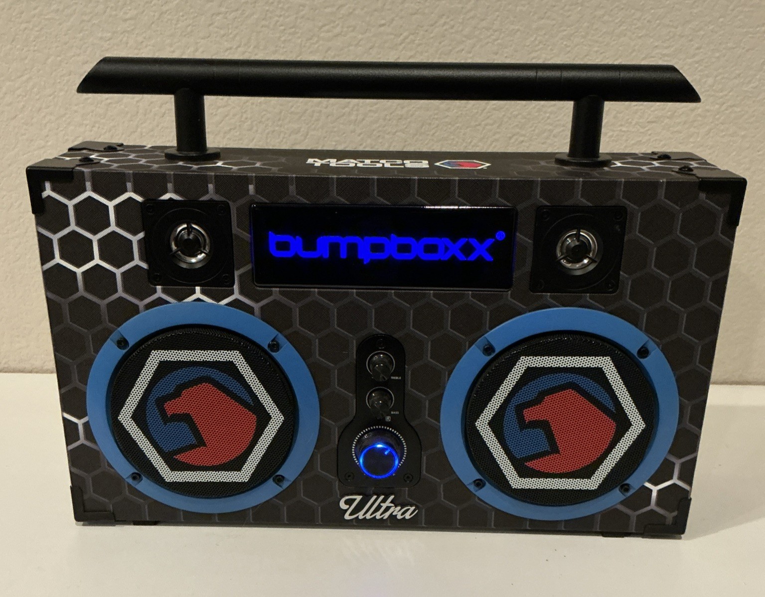 BUMPBOXX ULTRA Matco Tools Rechargeable Battery Bluetooth Speaker W/Charger. BUMPBOXX ULTRA Matco Tools Rechargeable Battery Bluetooth Speaker W/Charger.
